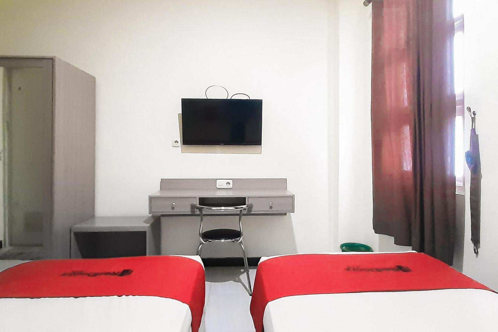 Reddoorz Syariah Near Transmart Mall Palembang Exterior foto